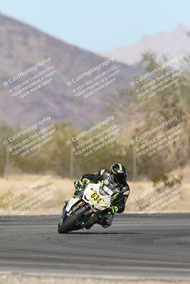 media/Nov-02-2025-CVMA (Sun) [[337aff29ab]]/Race 11-Amateur Supersport Open/